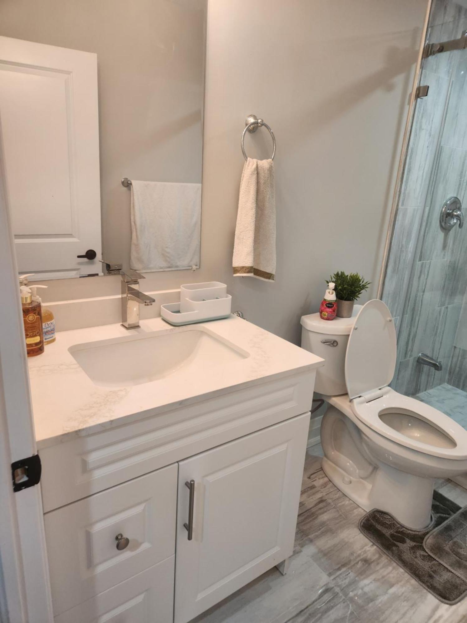 Apartment B 2 Bedroom 布兰普顿 外观 照片